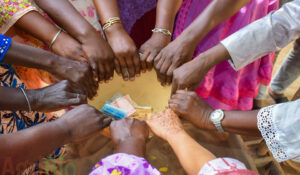 Lire la suite à propos de l’article Innovation locale face à l’insécurité alimentaire au Sénégal : La Calebasse de solidarité comme lueur d’espoir”